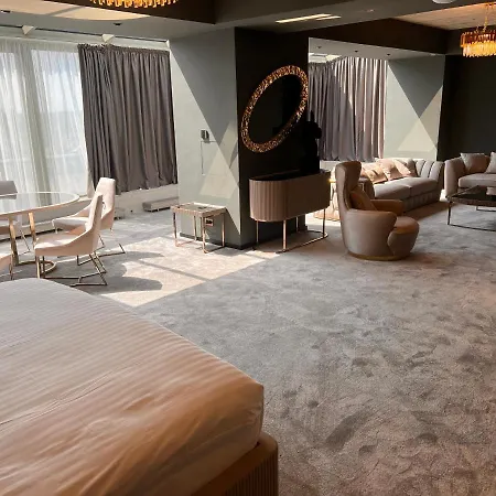 Mercure Hotel 4*