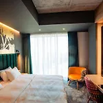 Mercure 4*